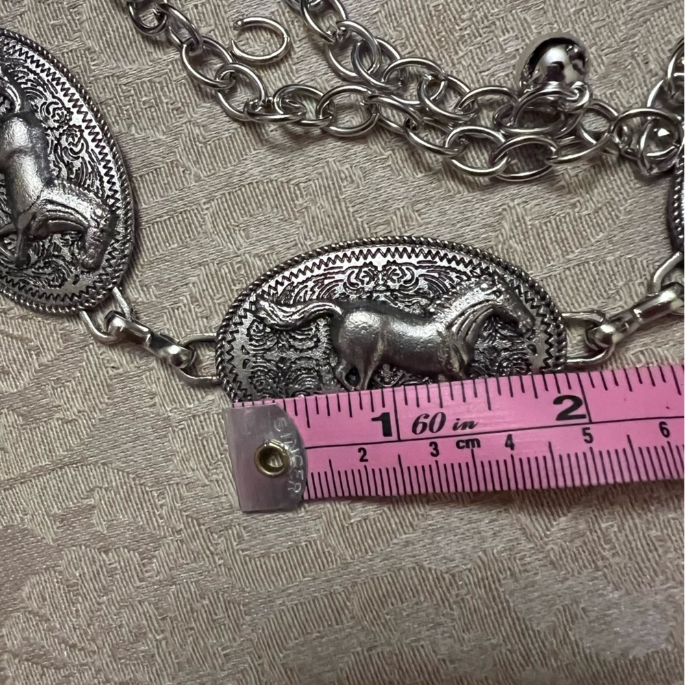 Horse themed chain belt silver toned country western coastal cowgirl - Picture 7 of 8
